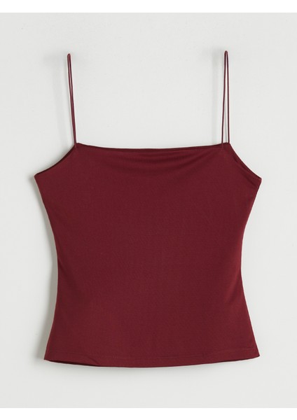 Kare Yaka Kadın Atlet