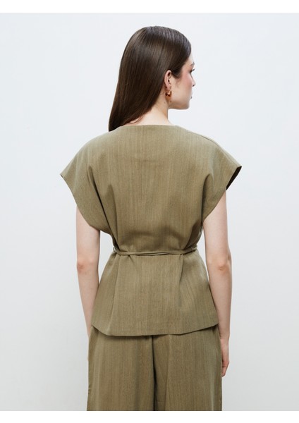 Kruvaze Yaka Keten Görünümlü Bluz fırsatları