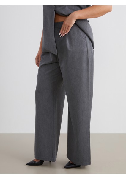 Büyük Beden Loose Fit Kadın Pileli Pantolon fiyatları