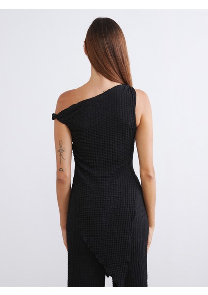 Tek Omuz Dokulu Bluz fırsatları