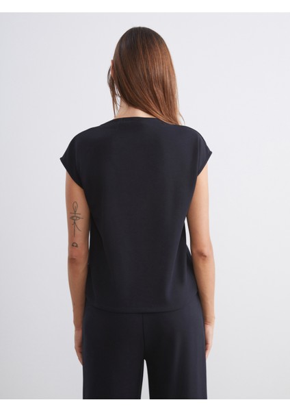 Dökümlü Yaka Bluz fırsatları