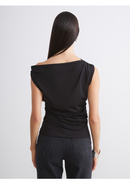 Kayık Yaka Büzgülü Bluz fırsatları