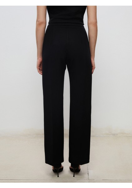 Standart Fit Kadın Pantolon fırsatları