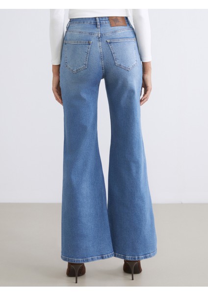 Flare Kadın Jean Pantolon indirimleri