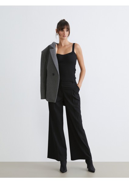 Loose Fit Geniş Paça Kadın Pileli Pantolon