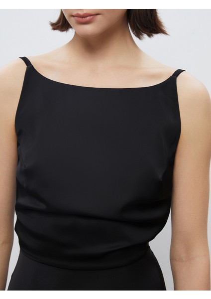 Kayık Yaka Askılı Saten Abiye Elbise fırsatları