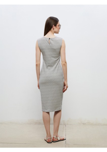 Bisiklet Yaka Çizgili Büzgülü Elbise fırsatları