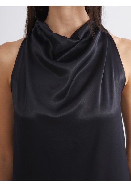 Dökümlü Yaka Saten Elbise modelleri