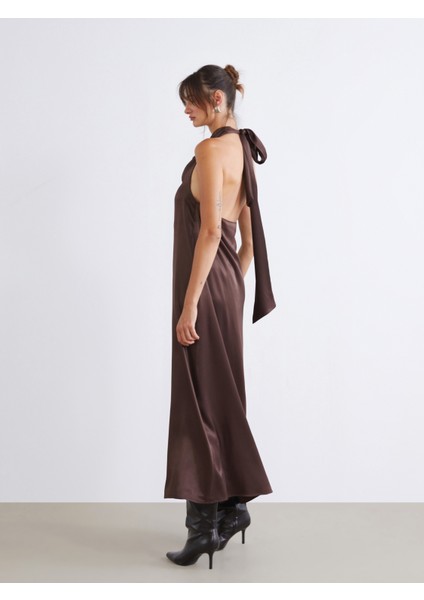 Halter Yaka Saten Abiye Elbise