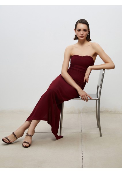 Straplez Yaka Büzgülü Abiye Elbise