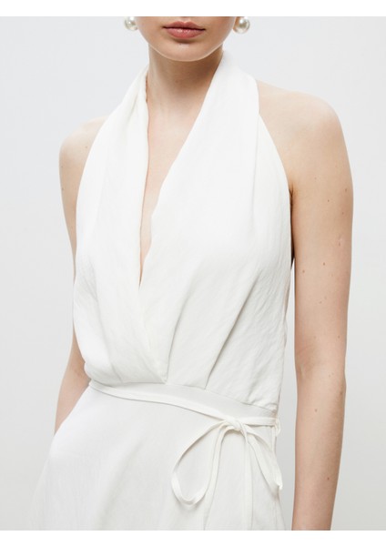 Halter Yaka Kuşaklı Saten Elbise modelleri