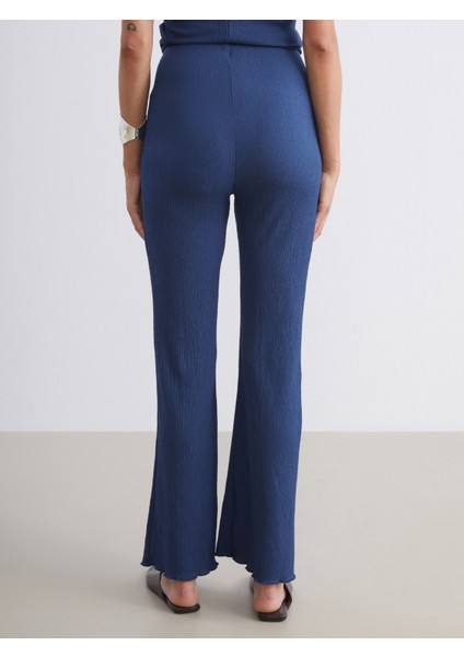 Beli Lastikli Dokulu Ispanyol Paça Kadın Pantolon fırsatları