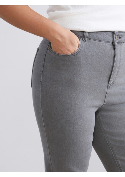 Büyük Beden Flare Kadın Jean Pantolon modelleri