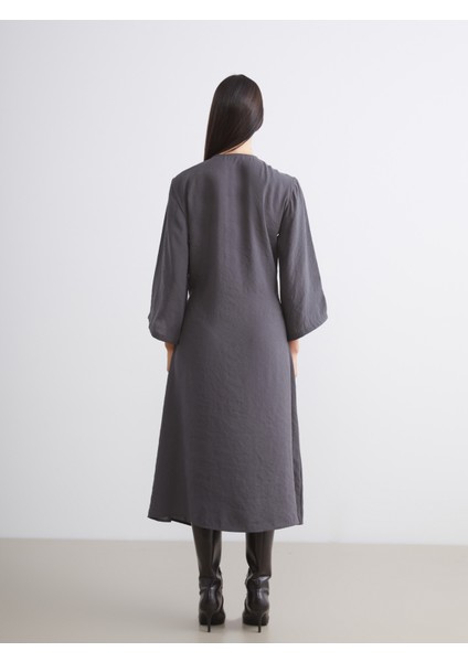 U Yaka Bağlamalı Modal Karışımlı Elbise