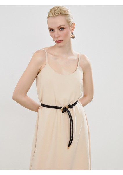 U Yaka Askılı Krep Elbise fiyatları