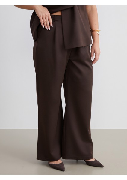 Büyük Beden Loose Fit Kadın Pileli Pantolon fiyatları