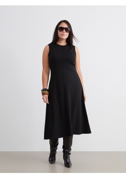 Büyük Beden Bisiklet Yaka Belden Oturtmalı Elbise