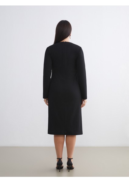 Büyük Beden V Yaka Krep Elbise fırsatları