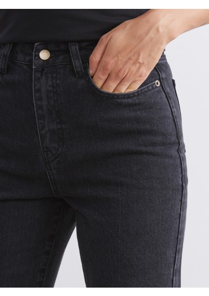 Slim Mom Kadın Jean Pantolon modelleri