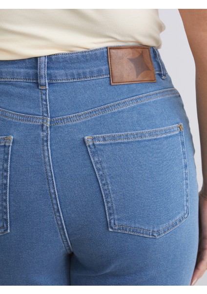 Büyük Beden Straight Fit Kadın Jean Pantolon modelleri