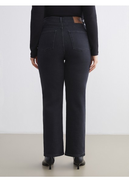 Büyük Beden Straight Fit Kadın Jean Pantolon indirimleri