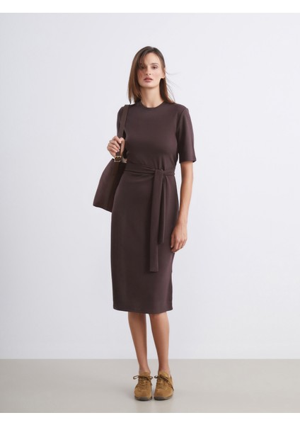 Bisiklet Yaka Kuşaklı Elbise