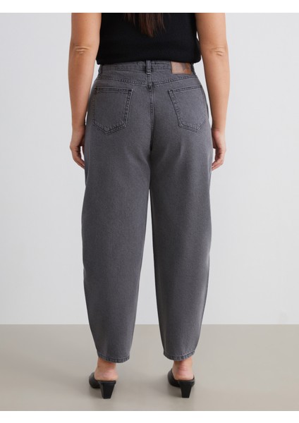 Büyük Beden Balloon Fit Kadın Jean Pantolon indirimleri