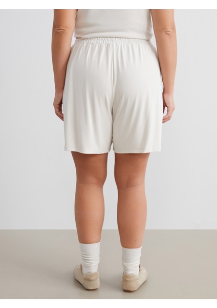 Beli Lastikli Modal Karışımlı Kadın Şort fırsatları
