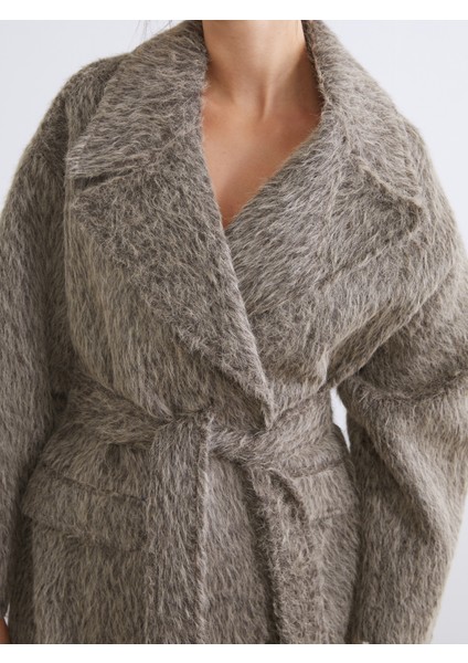 Ceket Yaka Kuşaklı Kadın Kaban modelleri