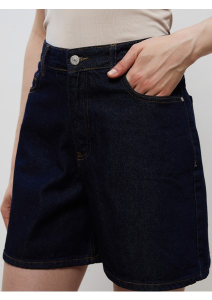 Loose Fit Kadın Jean Şort modelleri