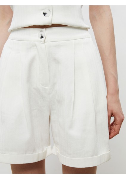 Loose Fit Keten Görünümlü Kadın Şort modelleri