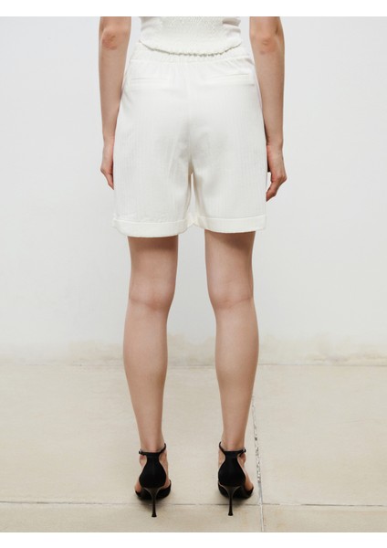 Loose Fit Keten Görünümlü Kadın Şort fırsatları