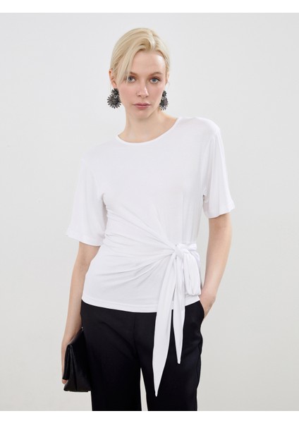 Bisiklet Yaka Büzgülü Kadın Tişört