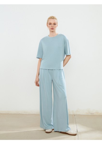 Bisiklet Yaka Modal Karışımlı Kadın Tişört fiyatları