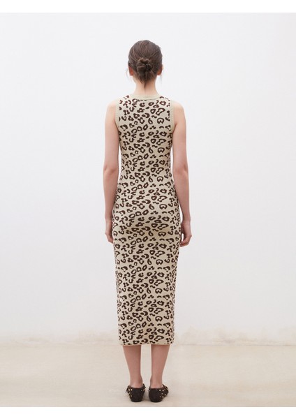 Bisiklet Yaka Desenli Triko Elbise fırsatları