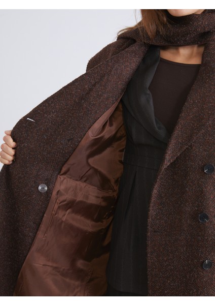 Kruvaze Yaka Atkılı Kadın Kaban indirimleri