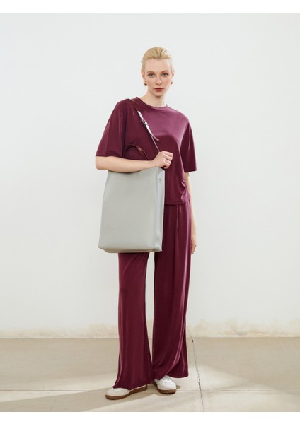 Deri Görünümlü Kadın Omuz Çantası