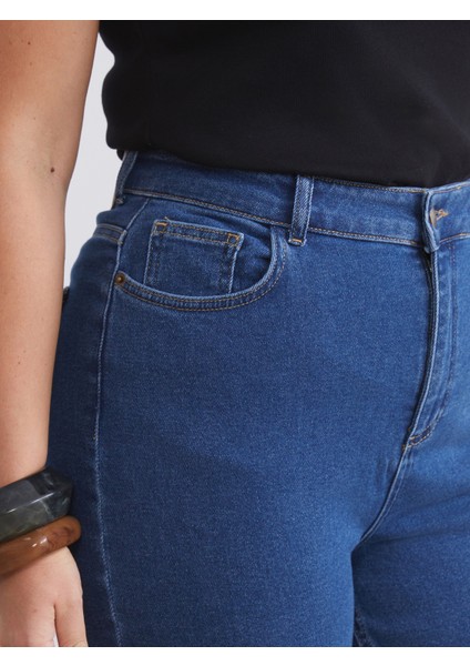 Büyük Beden Straight Fit Kadın Jean Pantolon fırsatları