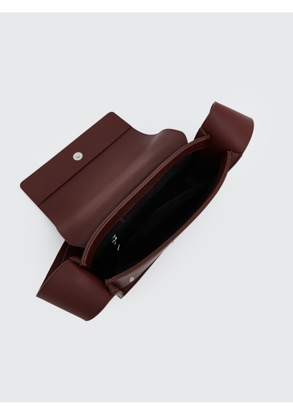 Deri Görünümlü Kadın Omuz Çantası indirimleri