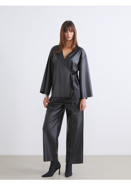 Kruvaze Yaka Deri Görünümlü Kadın Kimono fiyatları