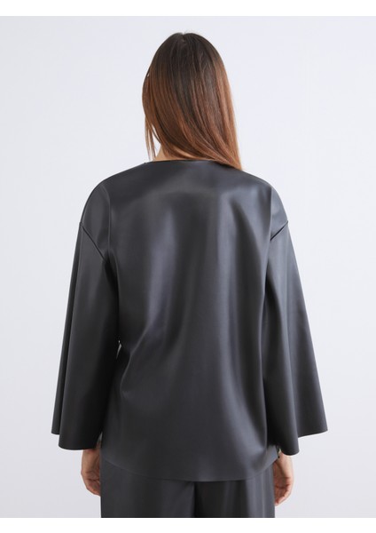 Kruvaze Yaka Deri Görünümlü Kadın Kimono fırsatları