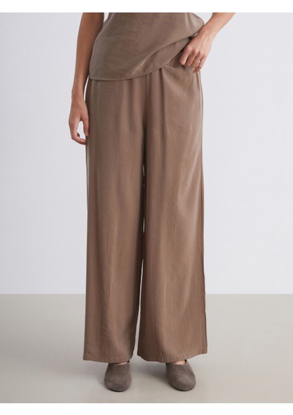 Beli Lastikli Geniş Paça Kadın Pantolon fiyatları