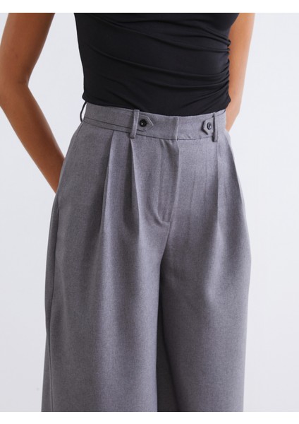 Geniş Paça Pileli Kadın Pantolon indirimleri