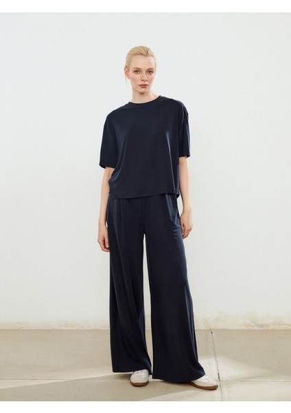 Bisiklet Yaka Modal Karışımlı Kadın Tişört fiyatları