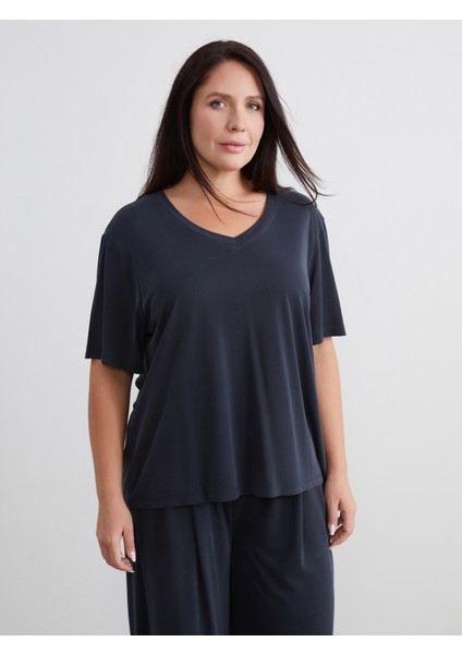 Büyük Beden V Yaka Modal Karışımlı Kadın Tişört