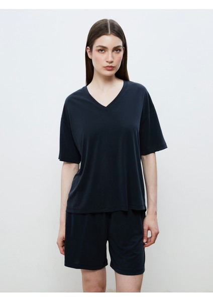 V Yaka Modal Karışımlı Oversize Kadın Tişört