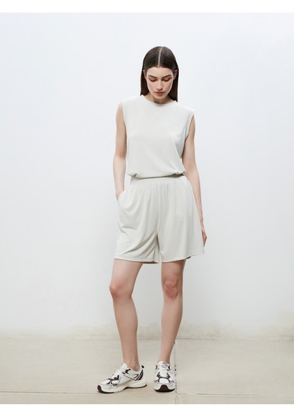 Beli Lastikli Modal Karışımlı Kadın Şort