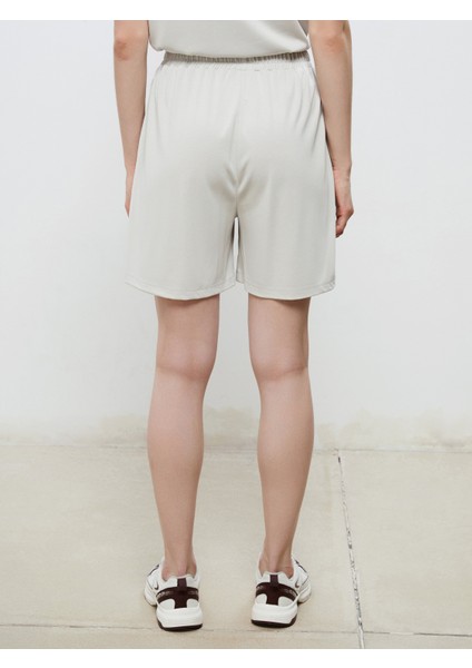 Beli Lastikli Modal Karışımlı Kadın Şort fırsatları