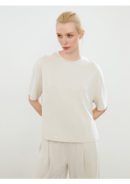 Bisiklet Yaka Modal Karışımlı Kadın Tişört