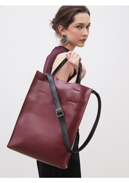 Deri Görünümlü Kadın Kol Çantası